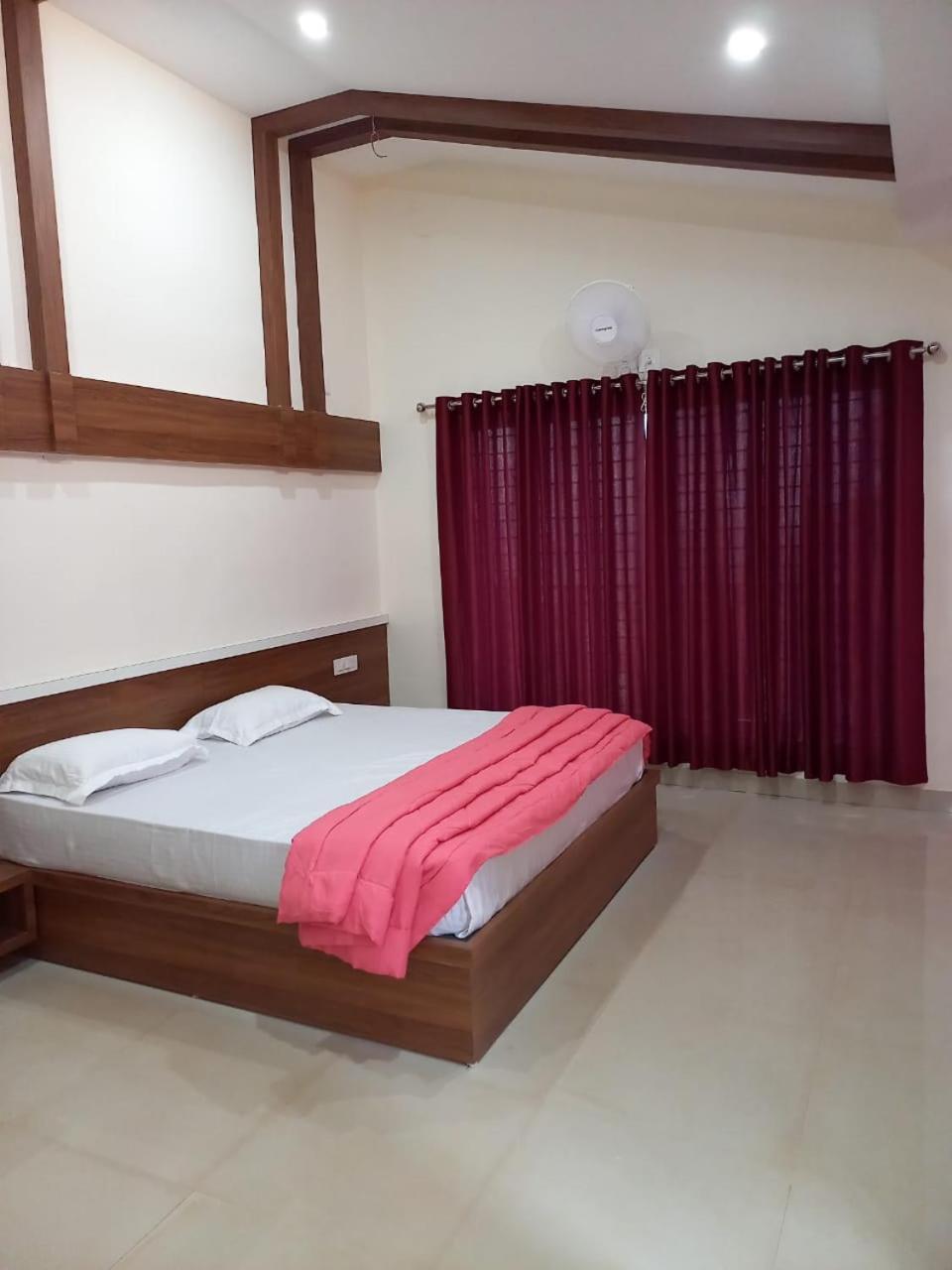 Perintalmanna Whiteflower Mountain Resort מראה חיצוני תמונה